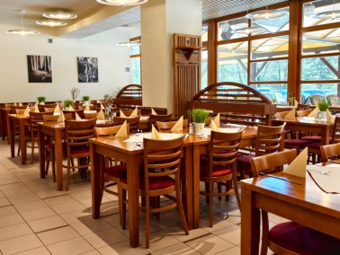 Interiér restaurace Skalní mlýn